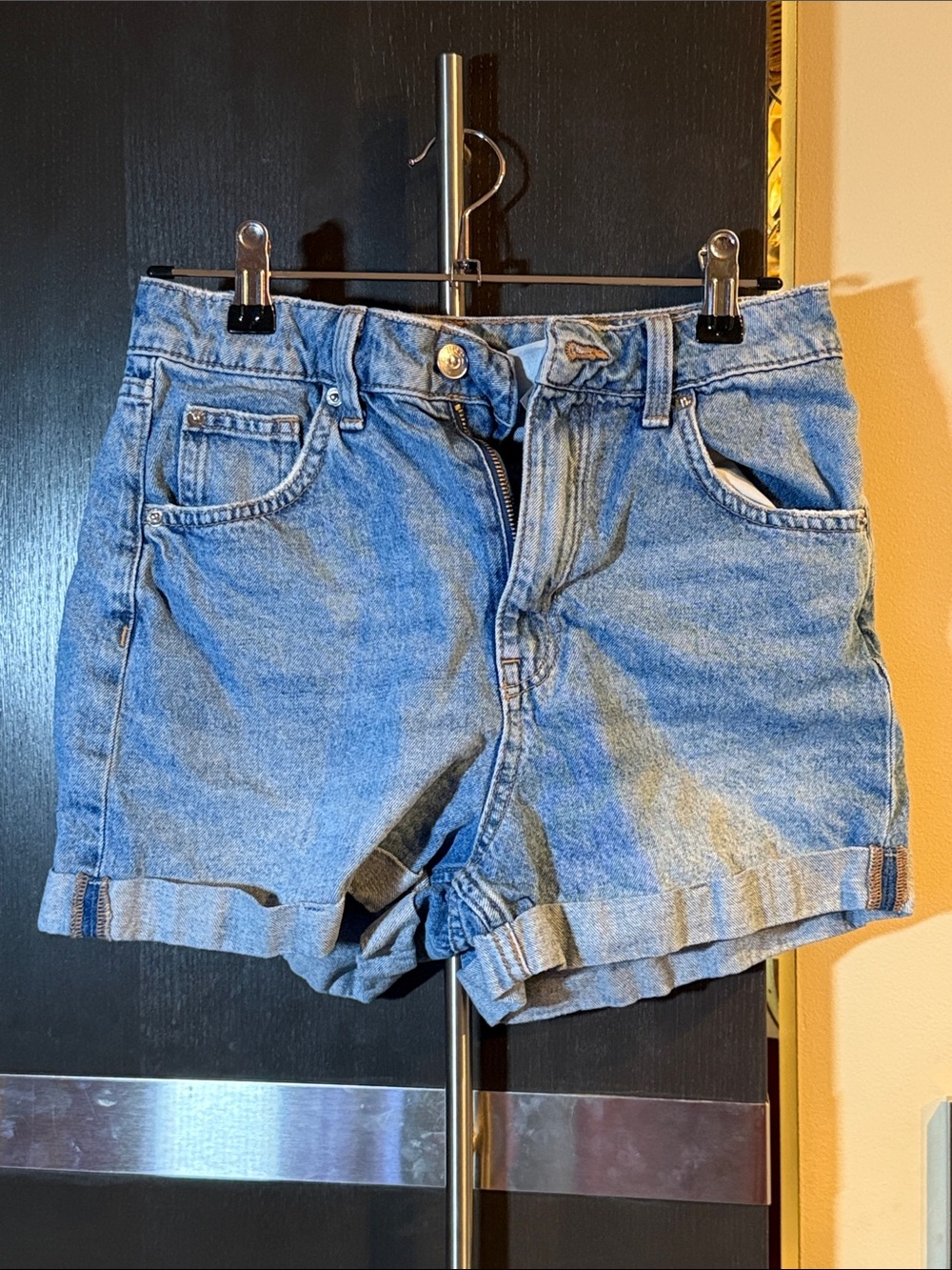 H&M Light Blue Denim Rolled-Hem Shorts